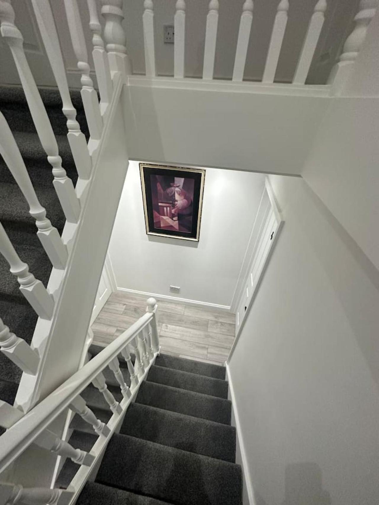 London- Zone 2 En-suite Pensiune Londra